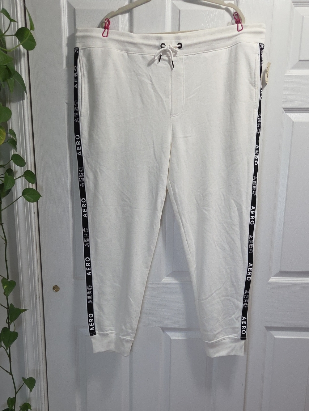 Aeropostale Classic Fit  Joggers